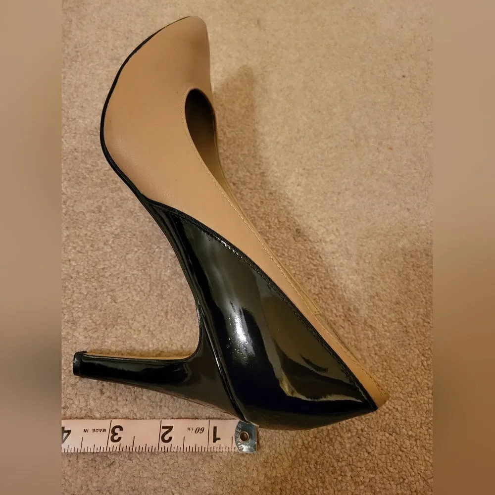 Adrienne Vittadini color block pumps size 11